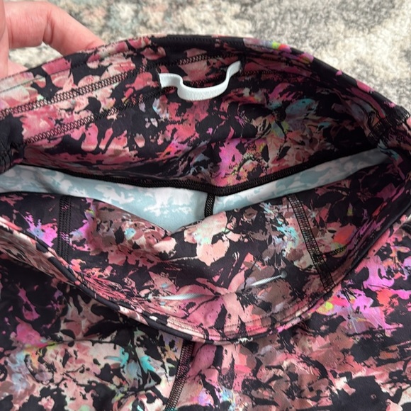 Lululemon Base Pace High-Rise Short 8" - Picture 7 of 10